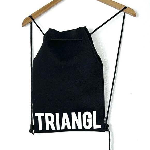 Triangl Neoprene Bag NWOT - Picture 1 of 1